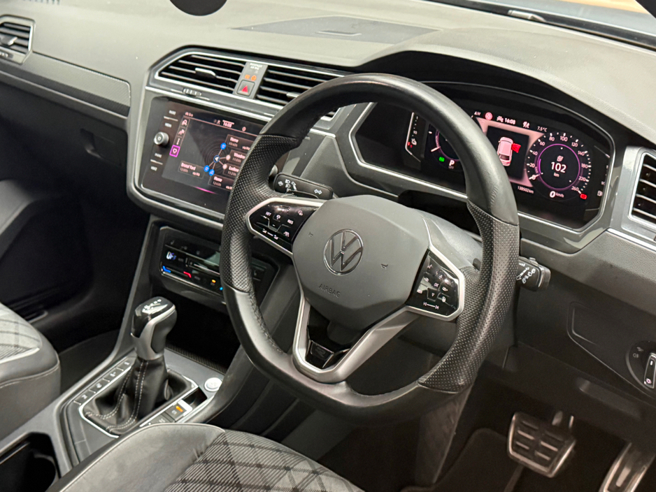 2023 Volkswagen Tiguan R-LINE TSI DSG €31,990