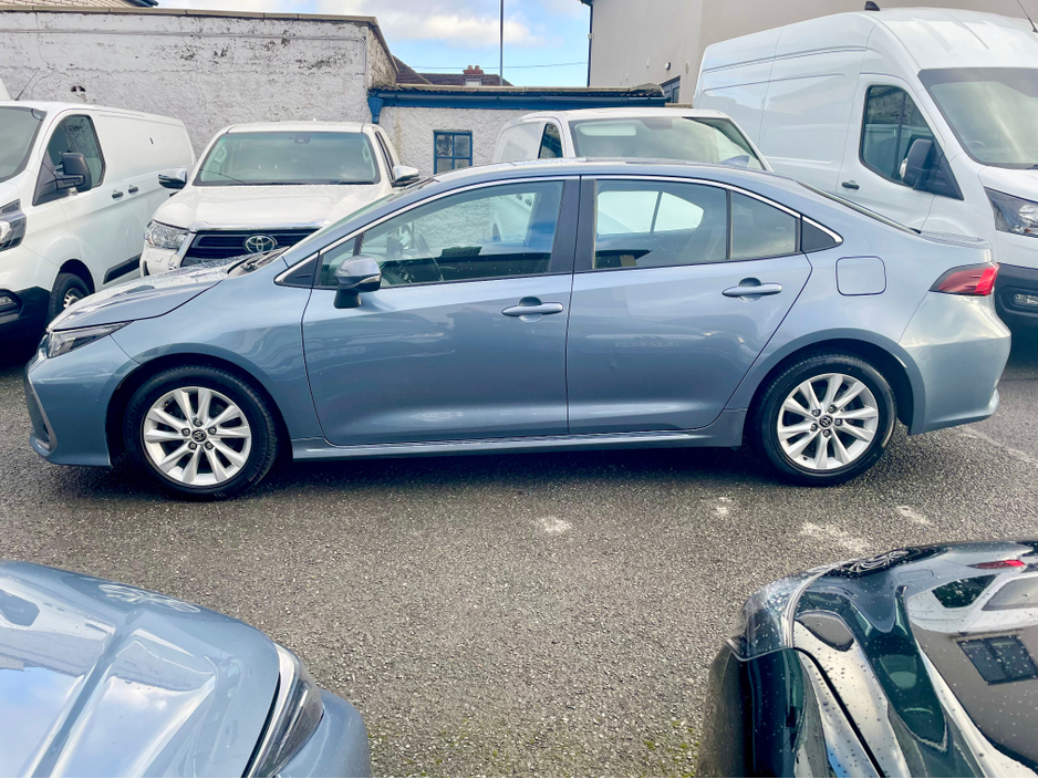 2023 Toyota Corolla LUNA SALOON 4DR AUTO 1.8 PETROL/ELECTRIC SELF CHARGING HYBRID €21,950
