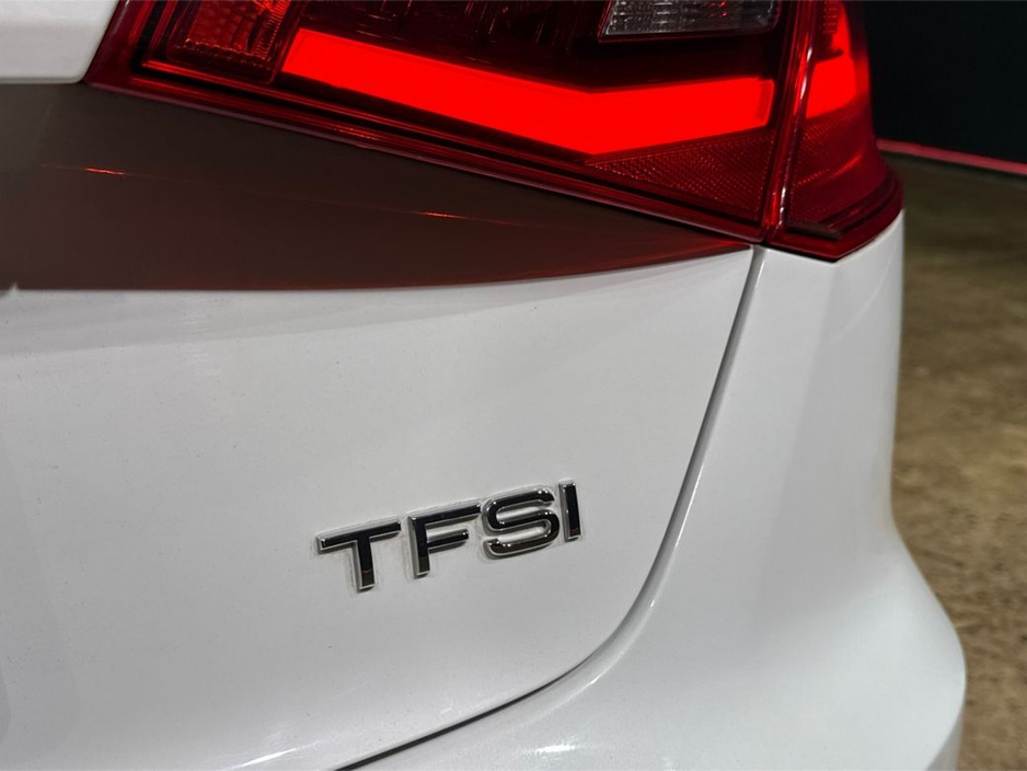 2016 Audi A3 1.4 TFSI - ALLOY WHEELS - MULTI FUNCTION STEERING WHEEL - CRUISE CONTROL - REVERSE CAMERA €14,950