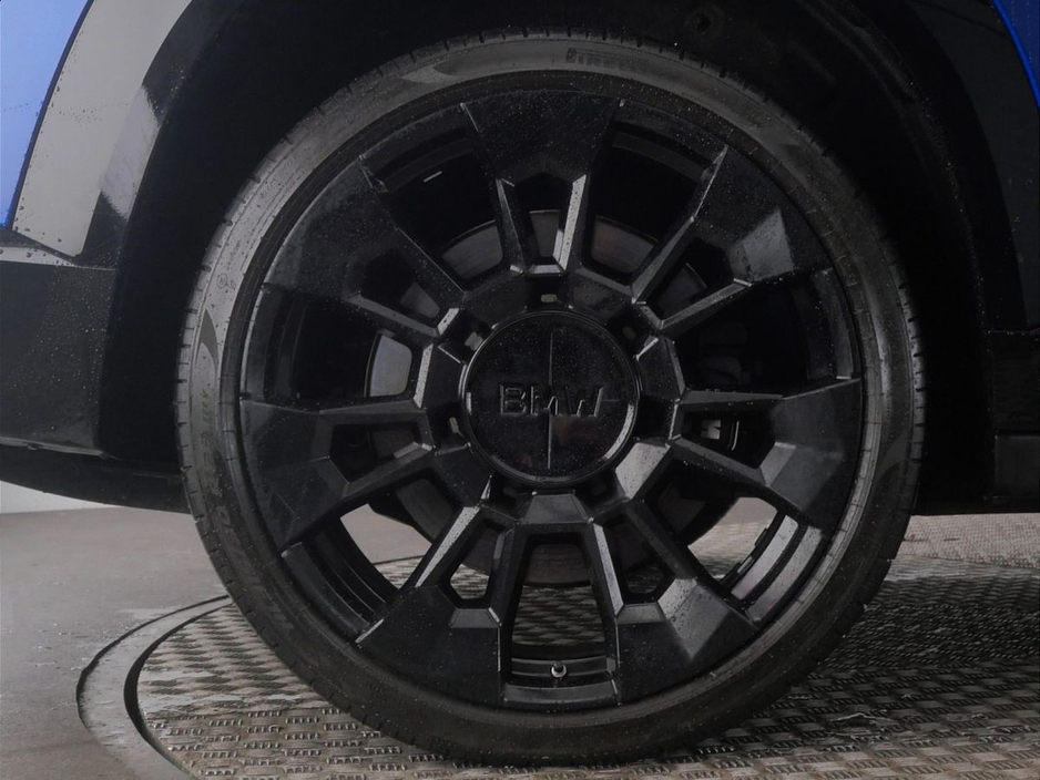 2025 BMW XM 50e €129,900