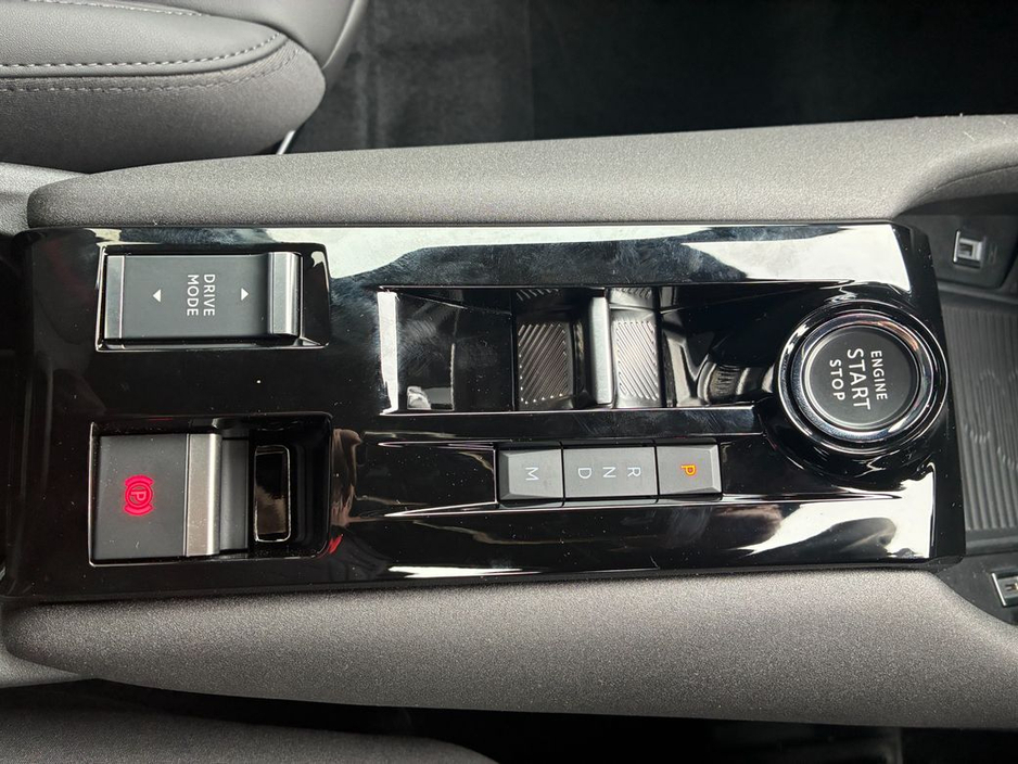 2026 Alfa Romeo Junior Ibrida €44,345