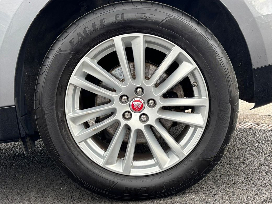 2022 Jaguar F-Pace 2.0 P400E, PHEV S, PAN ROOF, IVORY INTERIOR €41,990