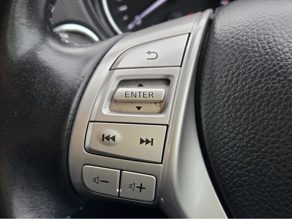 2017 Nissan Qashqai ** DEPOSIT TAKEN ** 1.5 SV PREMIUM E6 4DR €15,950