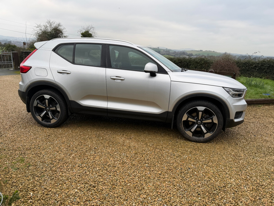 2018 Volvo XC40 D4 AWD MOMENTUM AT 5DR AU AUTO €25,950