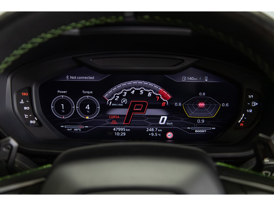 2021 Lamborghini Urus - image 20