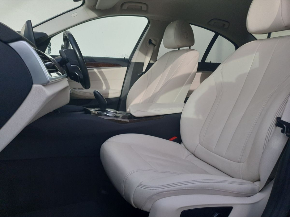 2019 BMW 5 Series 520d xDrive SE Auto €31,995