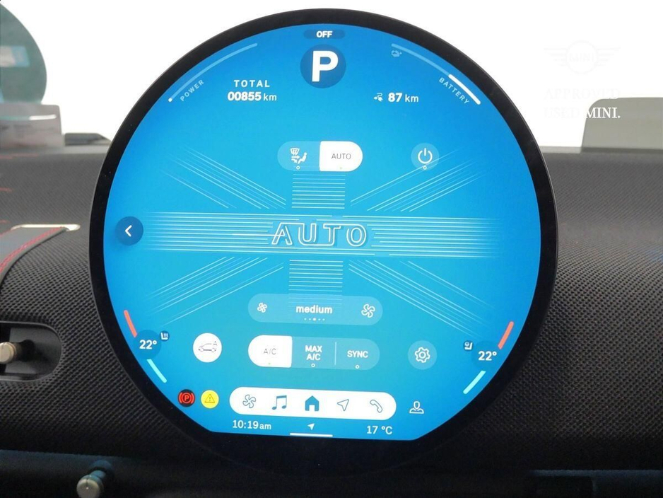 2025 MINI Hatch Cooper E €38,900