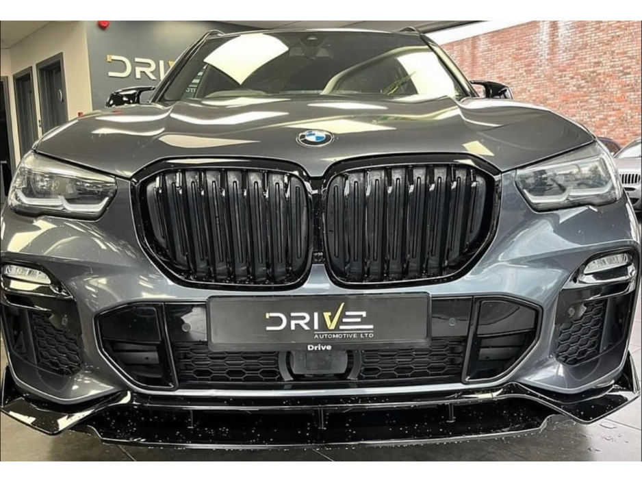 2022 BMW X5 - image 7