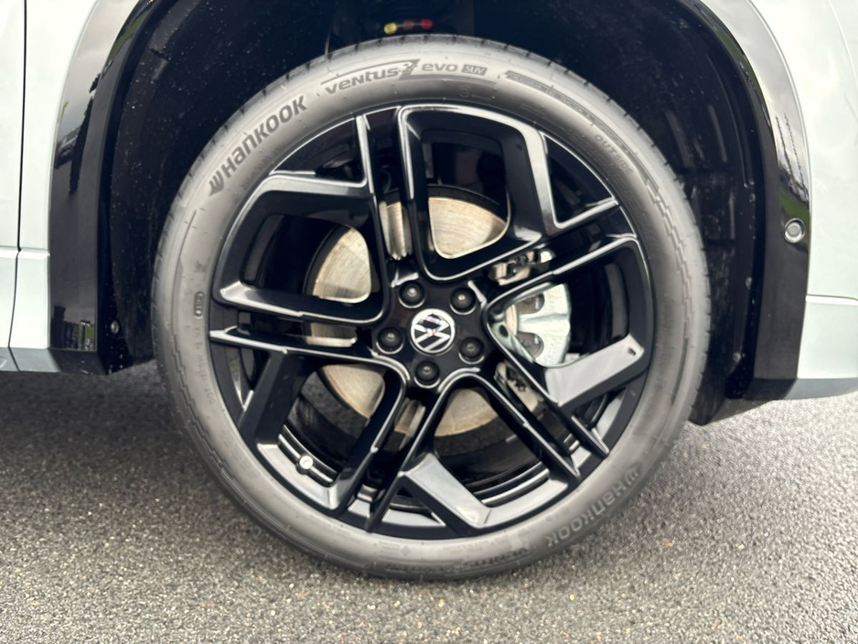 2026 Volkswagen Tayron R-line 75 PHEV €61,617