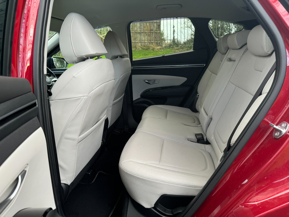 2024 Hyundai Tucson 2WD Executive Plus w 2 Tone Roof €38,950