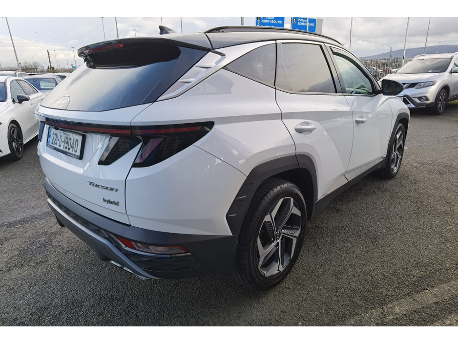 2022 Hyundai Tucson - image 5