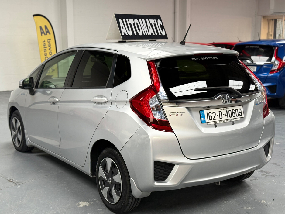 2016 Honda Fit  €10,990