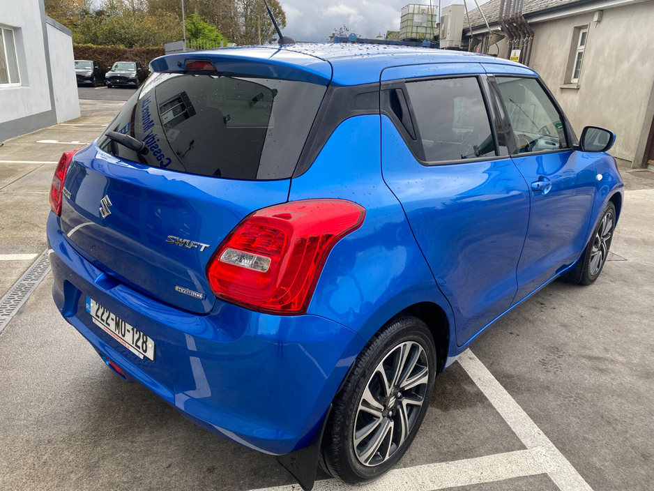 2022 Suzuki Swift - image 8