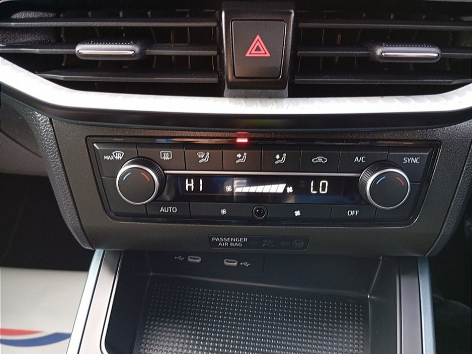 2019 SEAT Arona - image 9