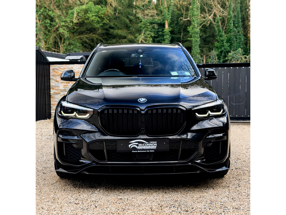 2021 BMW X5 - image 8