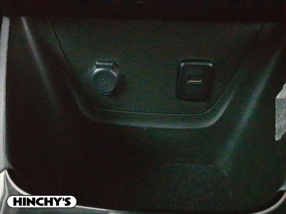 2023 Opel Crossland X - image 24