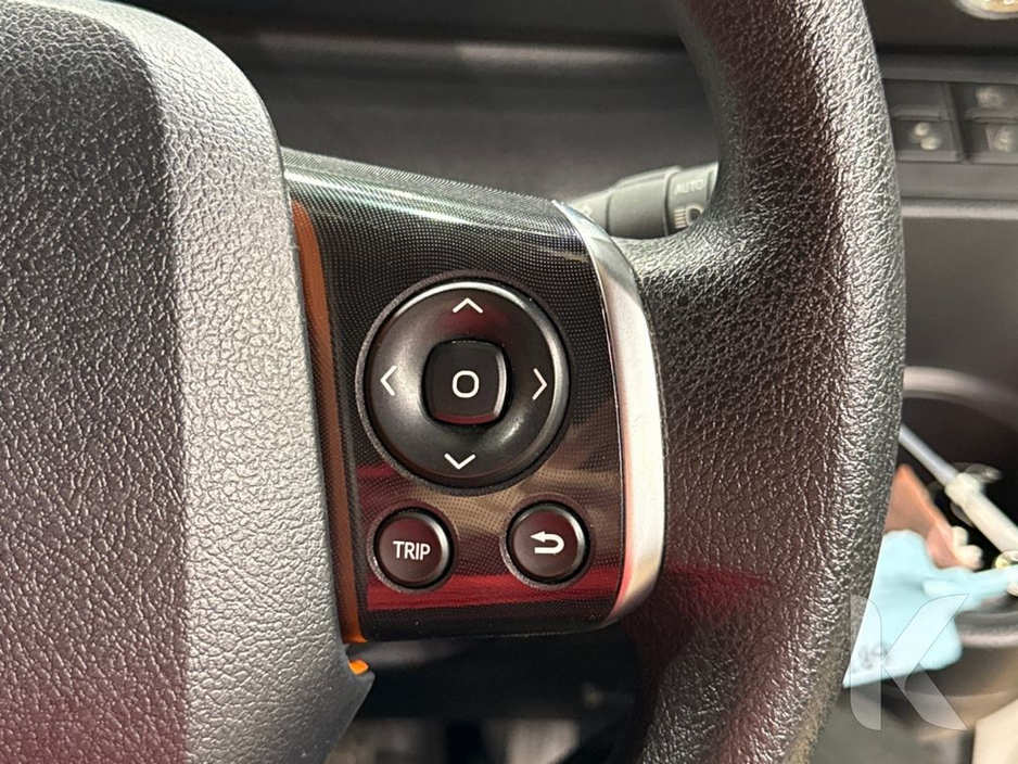 2019 Toyota Sienta - image 18