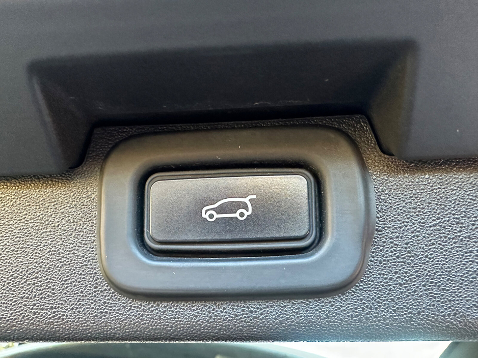 2021 Land Rover Discovery  €29,950