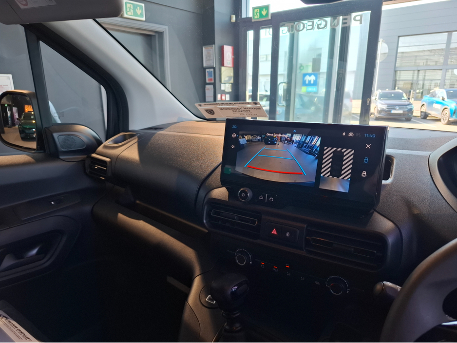 2026 Peugeot Partner - image 14