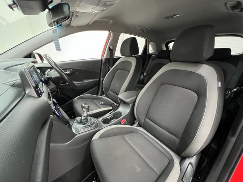 2019 Hyundai Kona - image 14