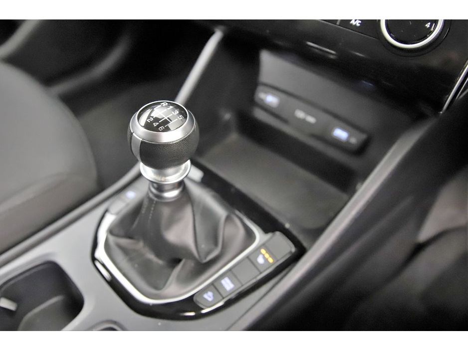 2021 Hyundai Tucson - image 20