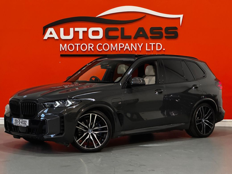 2025 BMW X5 - image 5