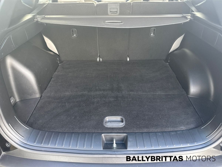 2022 Hyundai Tucson - image 9