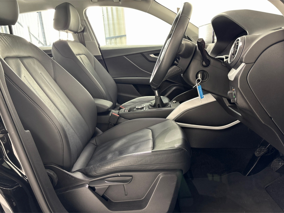 2020 Audi Q2 30 TFSI 116HP SE NEW NCT**MULTIFUNCTIONAL STEERING WHEEL**SEMI DIGITAL DASH**PARKING SENSORS**APPLE CARPLAY**DIGITAL MEDIA DISPLAY**AIR CONDITIONING**BLACK LEATHER INTERIOR** €21,995