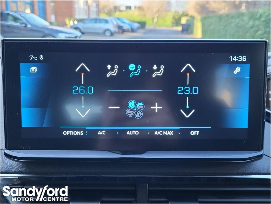 2022 Peugeot 5008 1.5 HDi AUTO ALLURE*HEATED SEATS*LOW MILES*F.S.H. €36,950