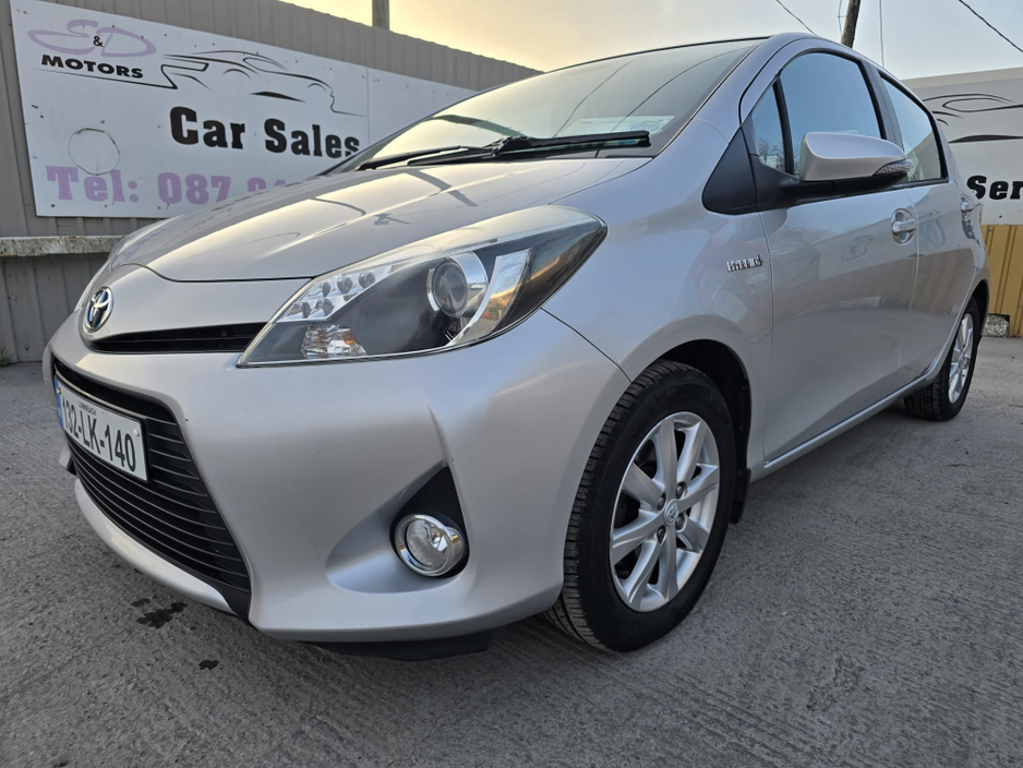 2013 Toyota Yaris - image 10