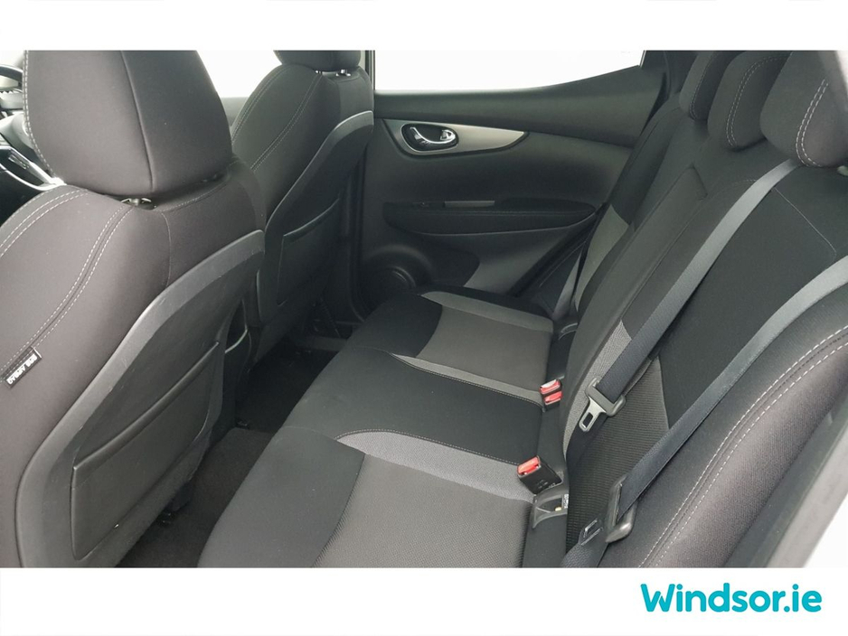 2018 Nissan Qashqai - image 8