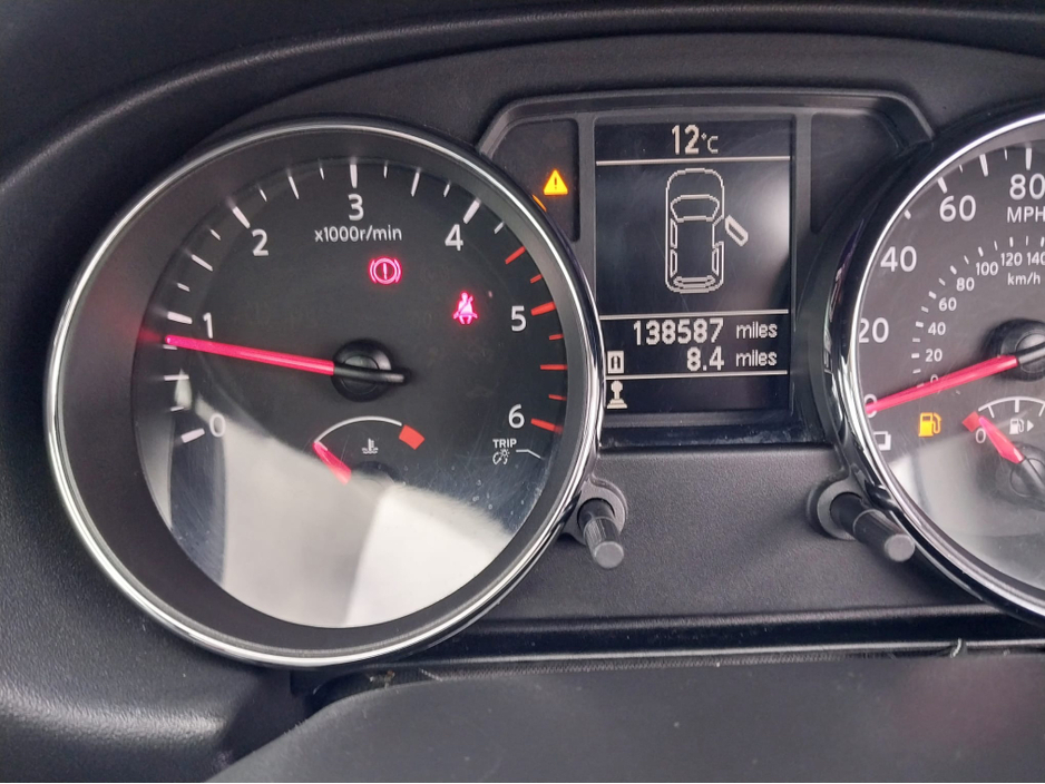 2012 Nissan Qashqai - image 17