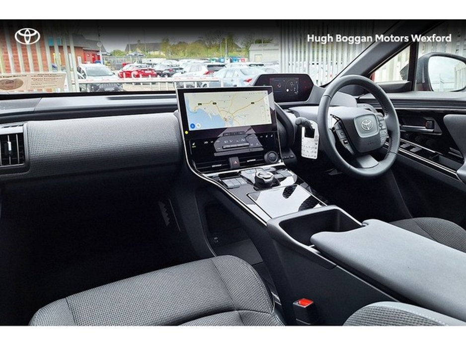 2024 Toyota bZ4X - image 17