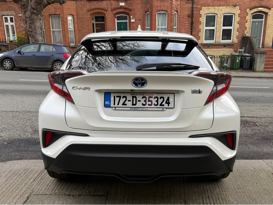 2017 Toyota C-HR - image 6