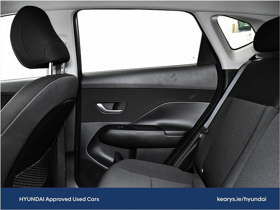 2023 Hyundai Kona 1.6 HYBRID Elegance Auto €31,890