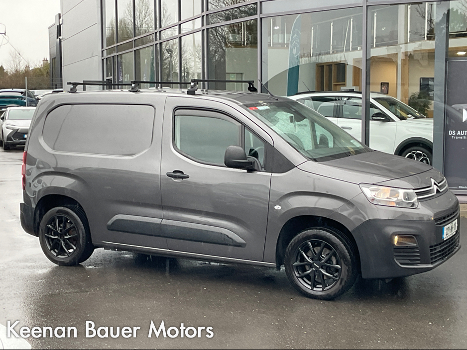 2022 Citroen Berlingo - image 8