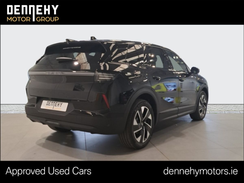 2025 Opel Grandland - image 13