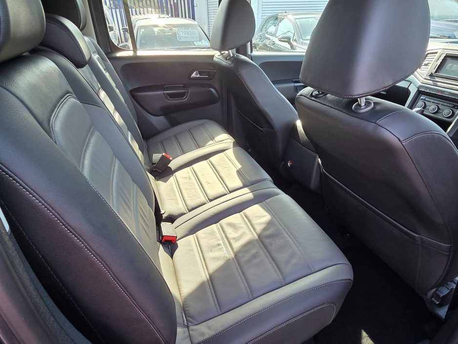 2018 Volkswagen Amarok - image 10