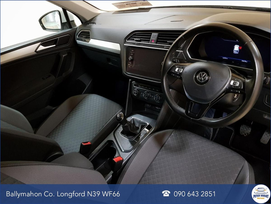 2018 Volkswagen Tiguan - image 15