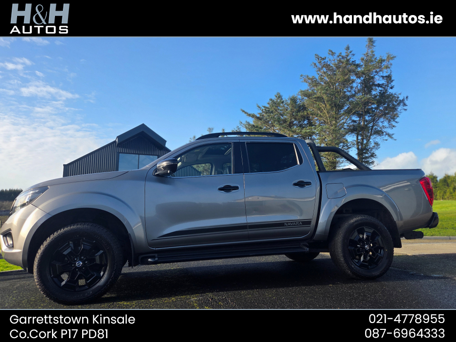 2019 Nissan Navara - image 5