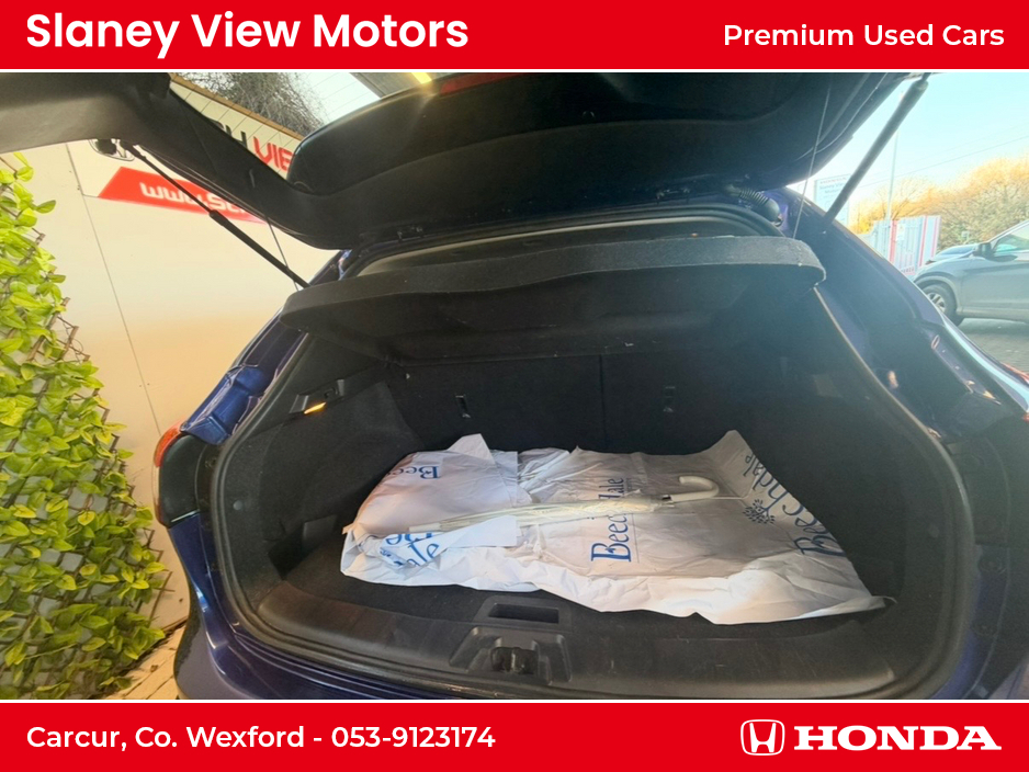 2016 Nissan Qashqai - image 4