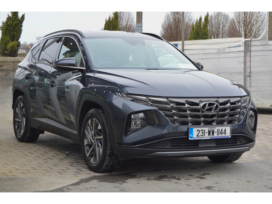 2023 Hyundai Tucson 2WD Executive Plus LOW MILEAGE €34,995