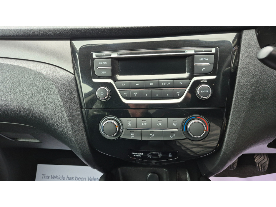 2018 Nissan Qashqai - image 18