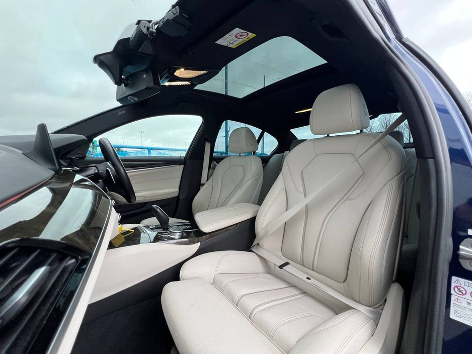 2019 BMW 5 Series 523d M-SPORT COMPETITION 2.0 D * HUGE SPEC * // OPENING SUNROOF // LEATHER M-SPORT INTERIOR // HARMAN/KARDON €32,955