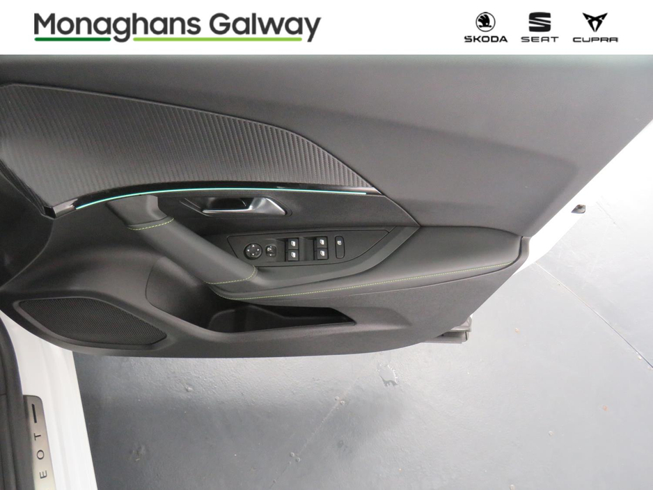 2023 Peugeot 2008 - image 21