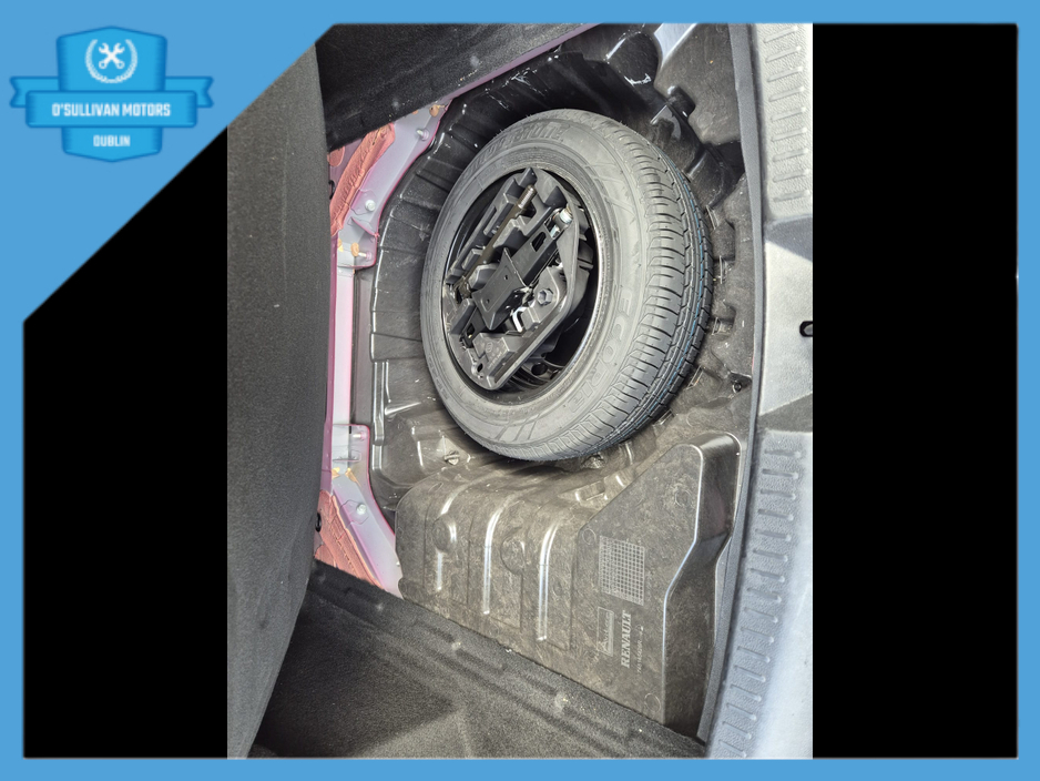 2019 Renault Megane - image 11