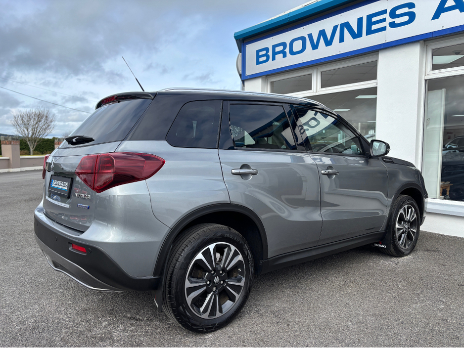 2024 Suzuki Vitara 1.4 B/JET HYBRID SZ5 5DR €27,999