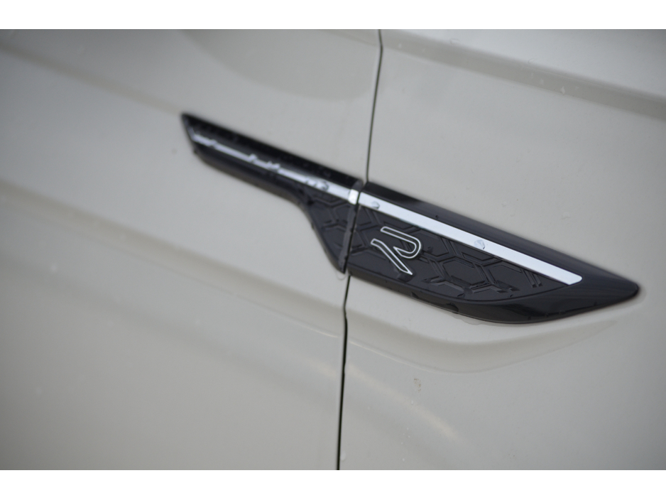 2023 Volkswagen Taigo - image 5