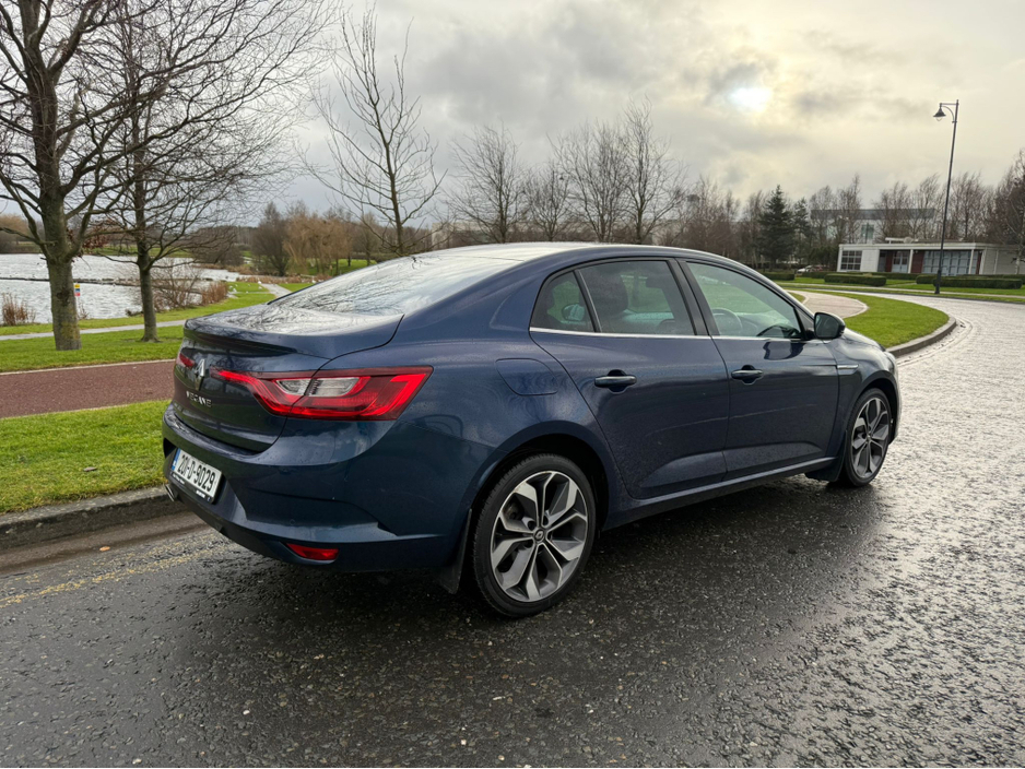 2020 Renault Megane ONE OWNER LOW MILEAGE SIGNATURE MODEL €14,950