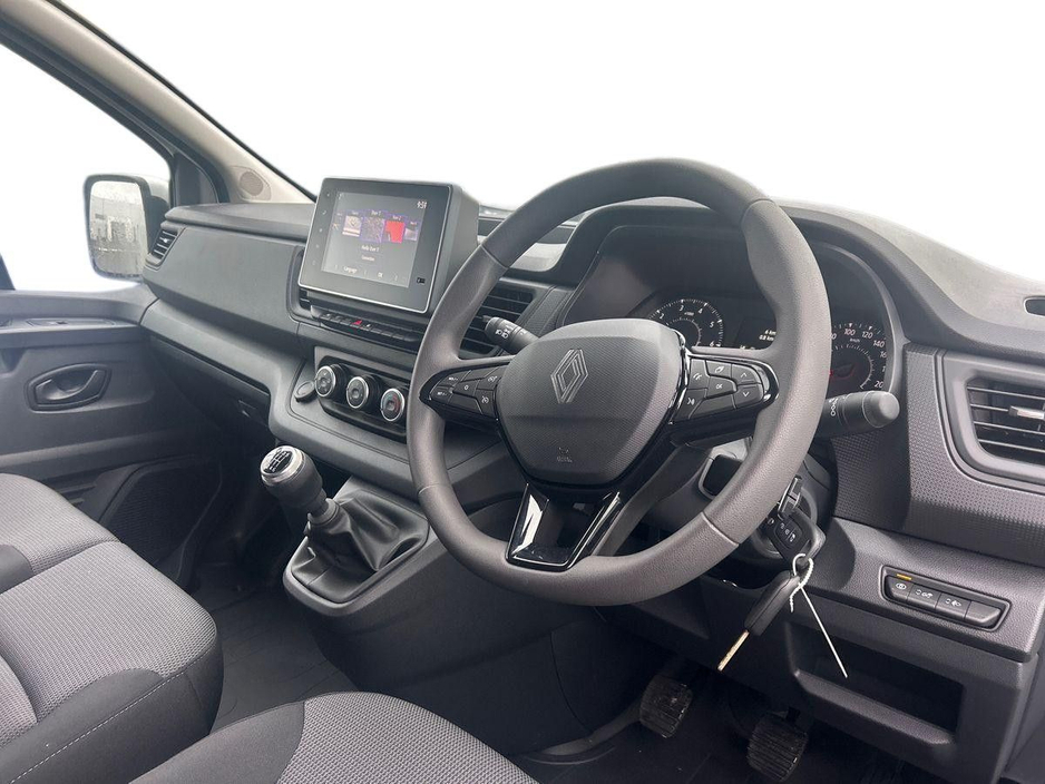2026 Renault Trafic TRAFIC LL30 BLUE DCI 130 ADVAN €37,950